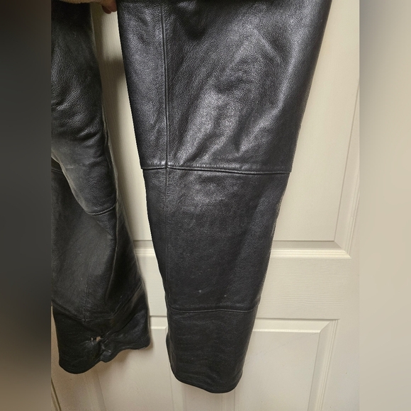 Harley-Davidson Black Leather Motorcycle Chaps - Picture 7 of 15